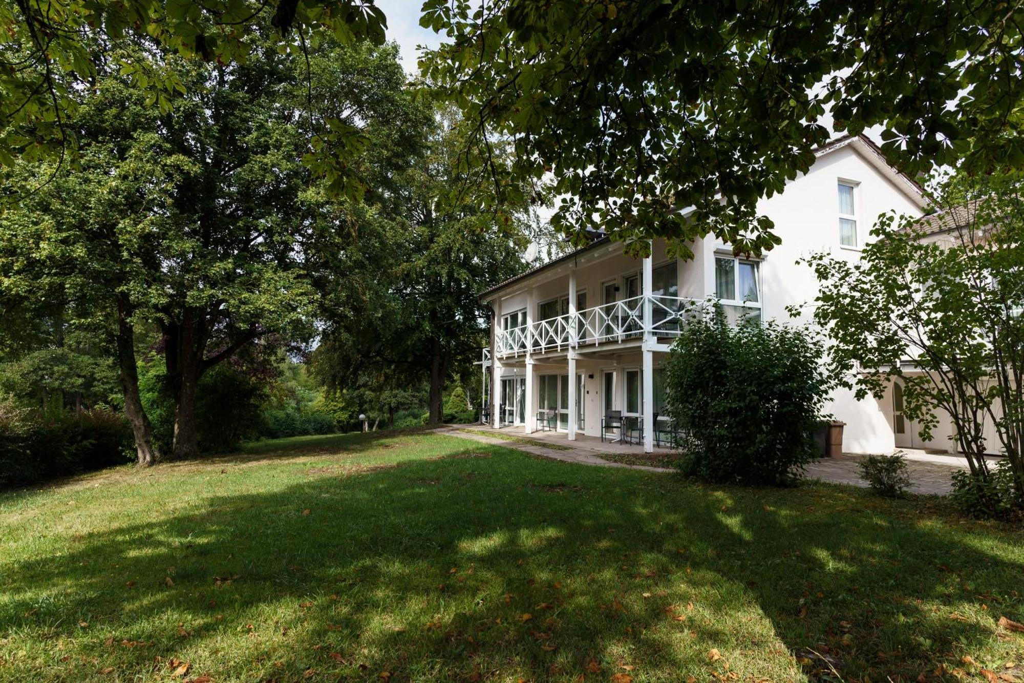 Kapfwald Appartements บัดเดอร์ไฮม์ ภายนอก รูปภาพ